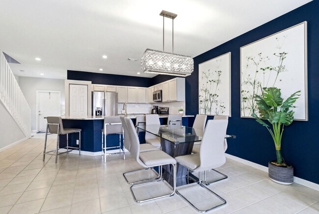 13354 Georgian Ct