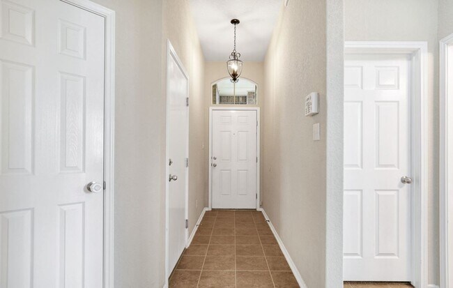 Photo - IMMACULATE Well-Maintained 3bd/2ba/2gar In...