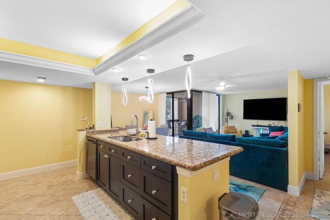 500 Egret Cir Unidad 8208
