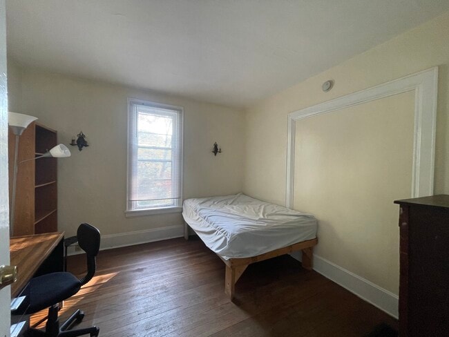 108 Linden Ave