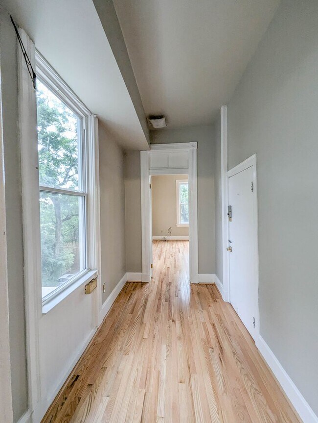 Photo - 24 Conklin St Unidad 2