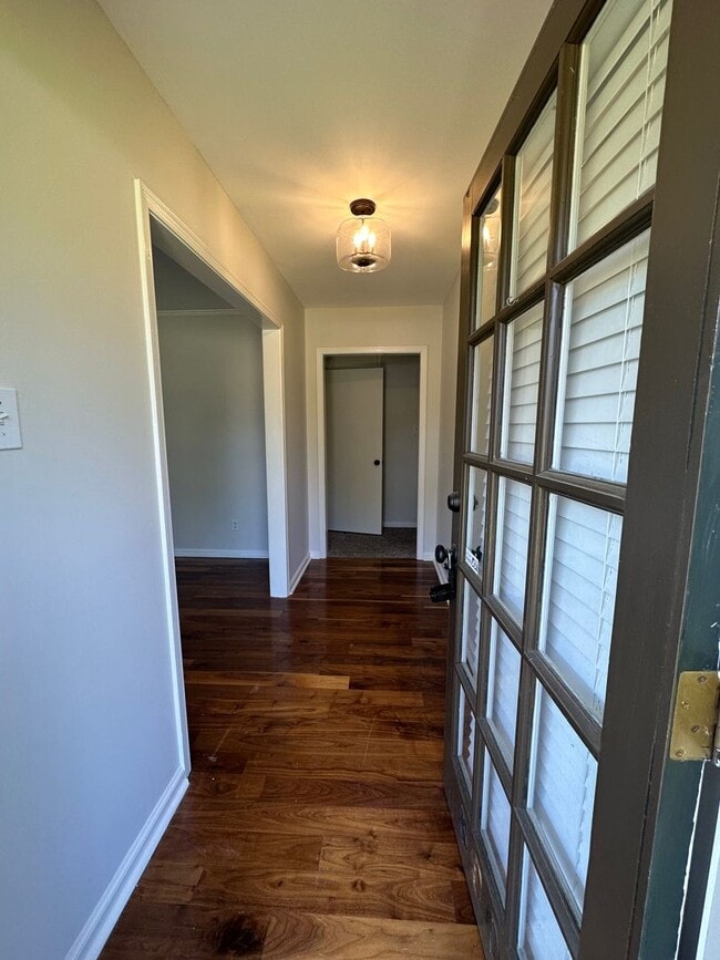 Photo - 3906 Dalraida Pl