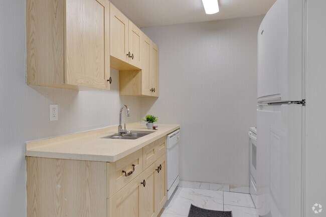 2 habitaciones, 1 baño, 702 pies cuadrados - Fountain Oaks