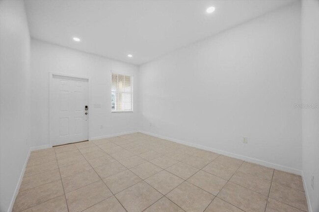 11217 Savannah Landing Cir