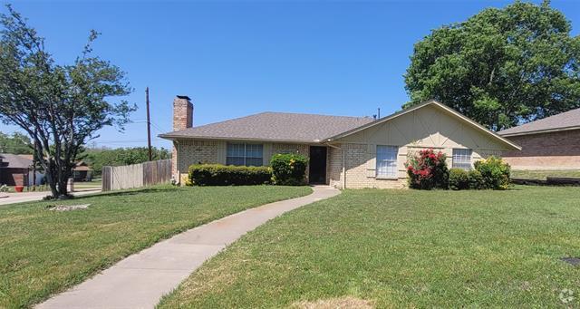 Building Photo - 501 Highlands Dr Rental