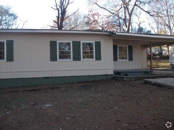 Building Photo - 1951 Shady Ln Dr Rental