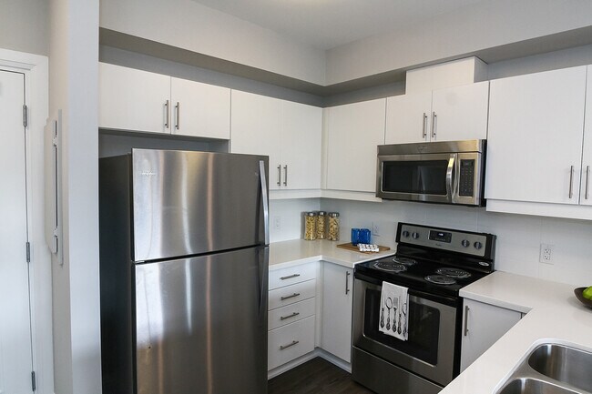 Photo - Greenbrier Place Apartments