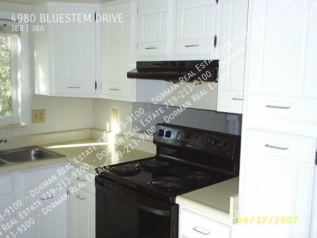 Photo - 4980 Bluestem Dr