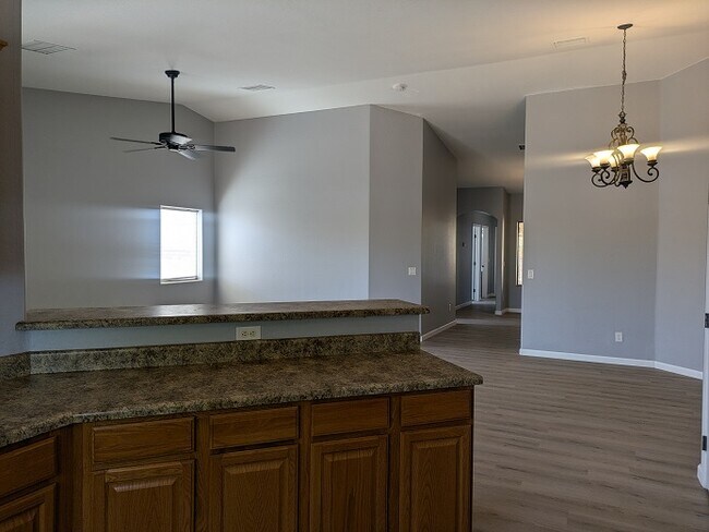 Photo - 1206 W Prior Ave