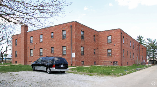 Wilrose Courtyard Apartments - Wilrose Courtyard Apartments