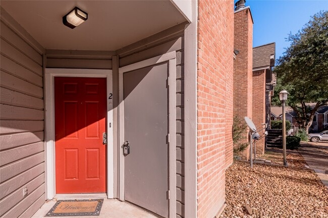 Photo - 2401 Sycamore Ave Unit E2