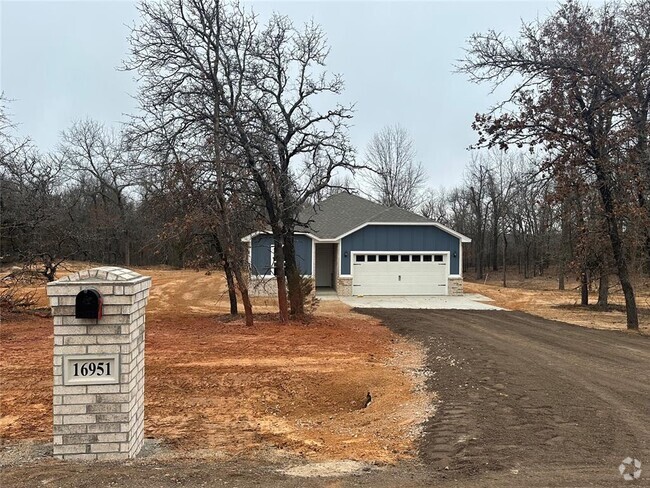 Building Photo - 16951 NONE BUCK Cir Rental