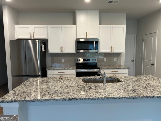 Photo - 57 Toter Trce