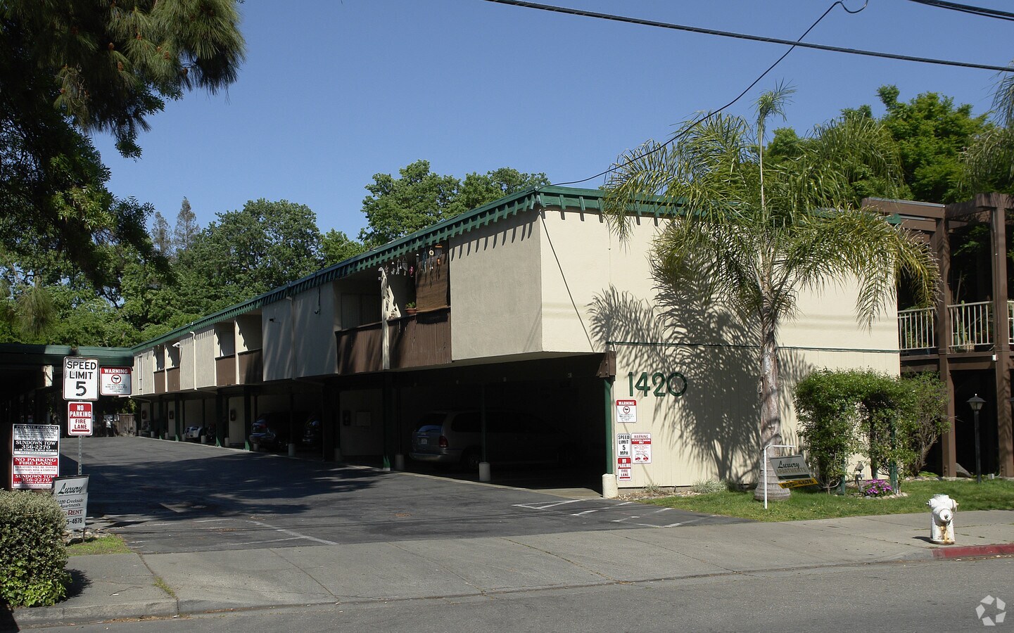 Photo - 1420 Creekside Dr Apartments