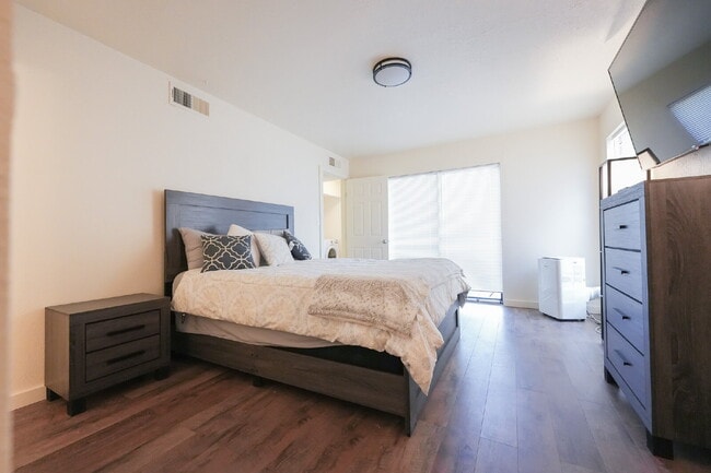 Photo - Furnished Master Bedroom 3 with Patio Acce...