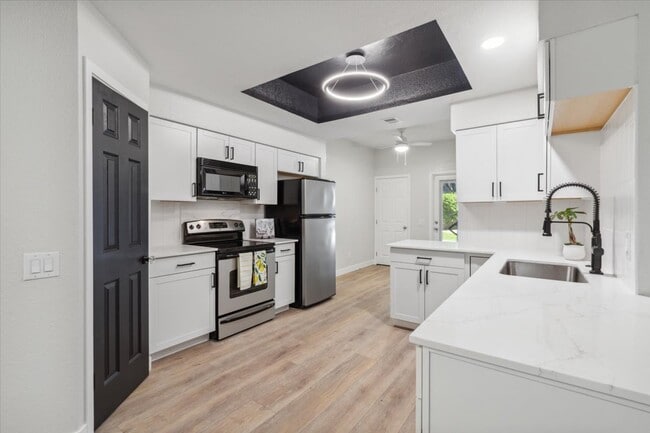 Photo - 101 N 7th St Unidad 132 Rental