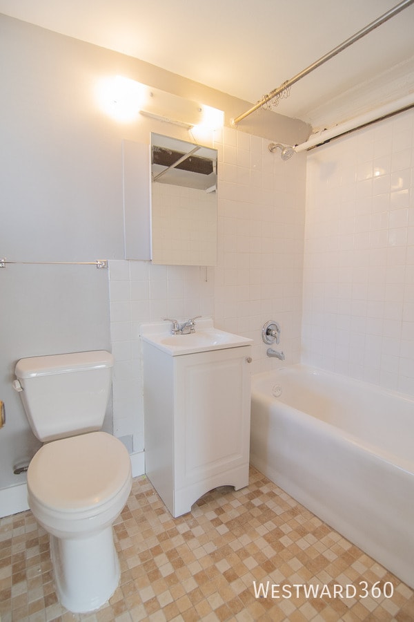 4943 N Monitor Ave Unit G