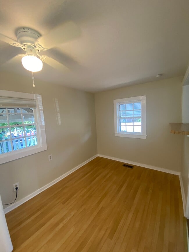 Photo - 2827 N Walnut St