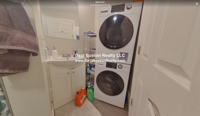 Photo - 33 Portsmouth St Unit 3R