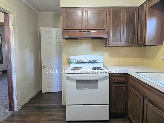 Photo - 1152 Wilbur Ave