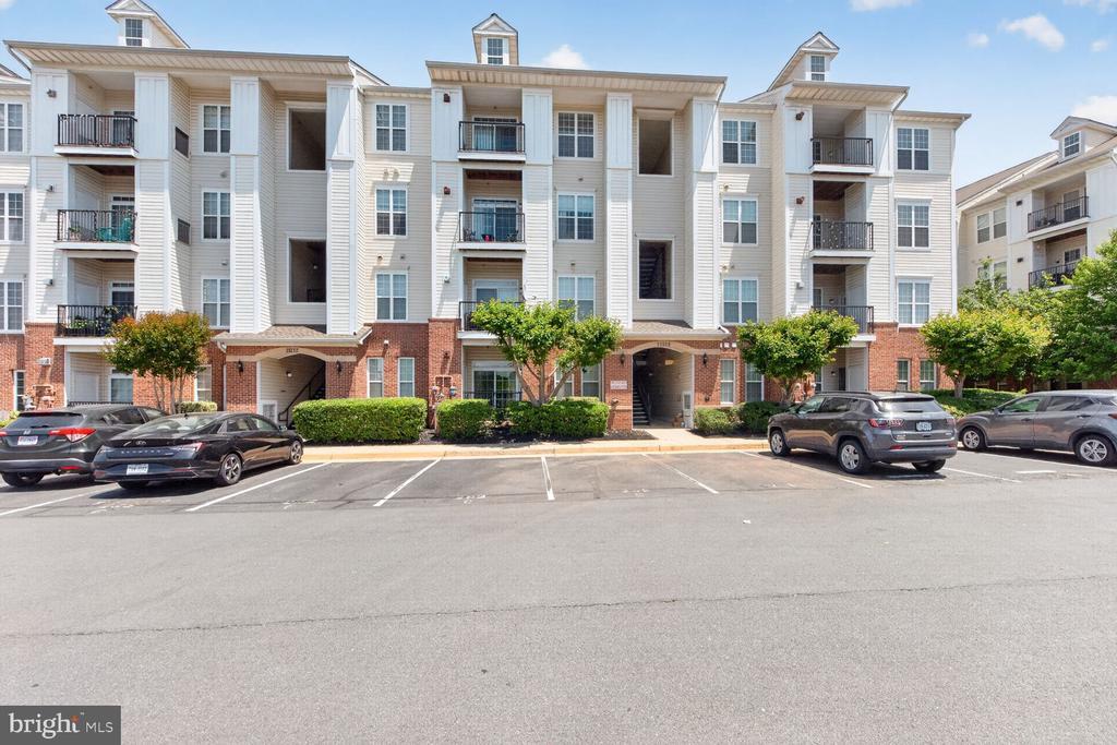 Photo - 21228 McFadden Square Unit 314