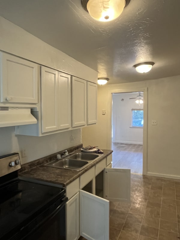 Photo - 3856 Flora Ave