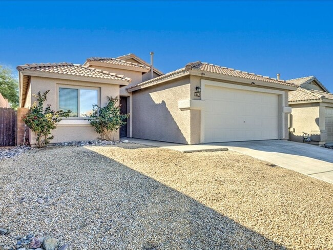 Photo - 3 Bedroom 2 Bathroom with Den!