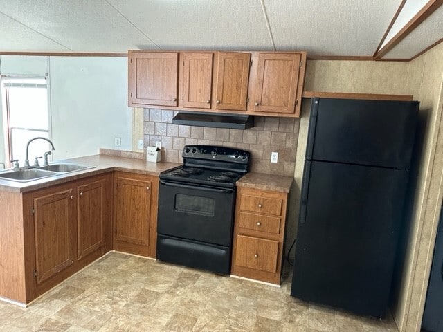 Photo - 16915 Balmoral St