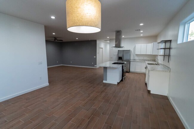 Photo - 1314 S Diamond Ave Unit A