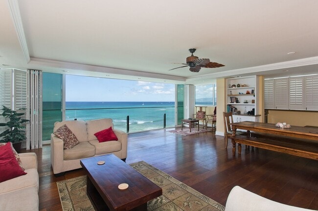 3065 Kalakaua Ave Unit 8