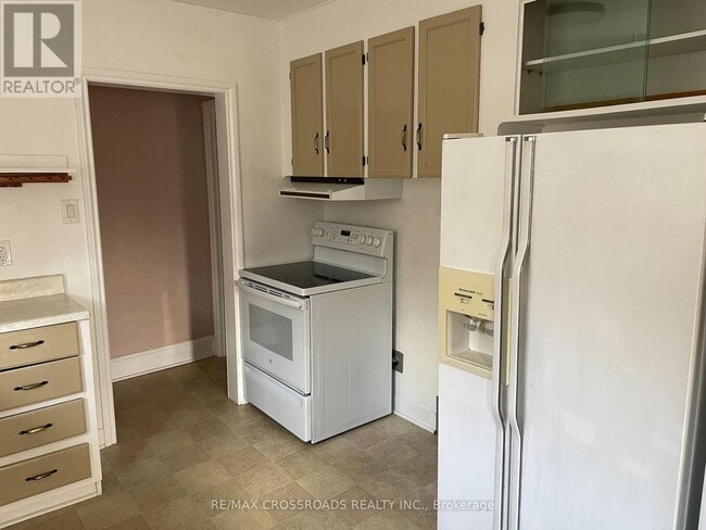 Photo - 64 Galbraith Ave