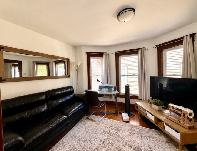 Photo - 128 Crestmont Rd