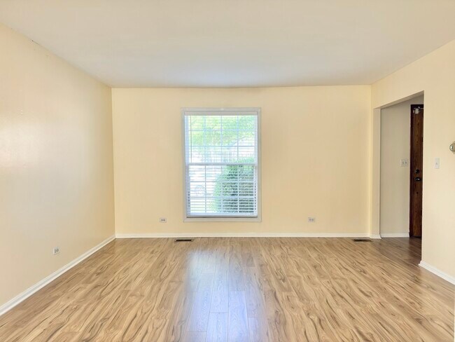 Photo - 1464 Farrington Ln