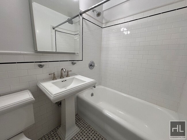 Photo - Christopher Street Unit 11E