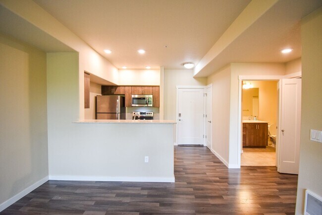 Photo - CHA16417 Unit 104