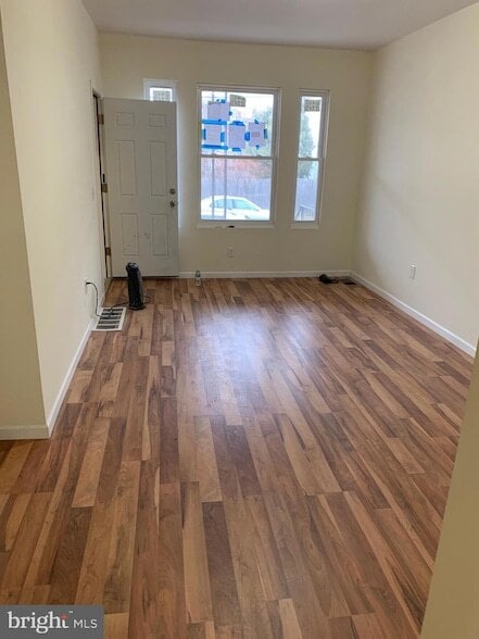 Photo - 4840 N Camac St