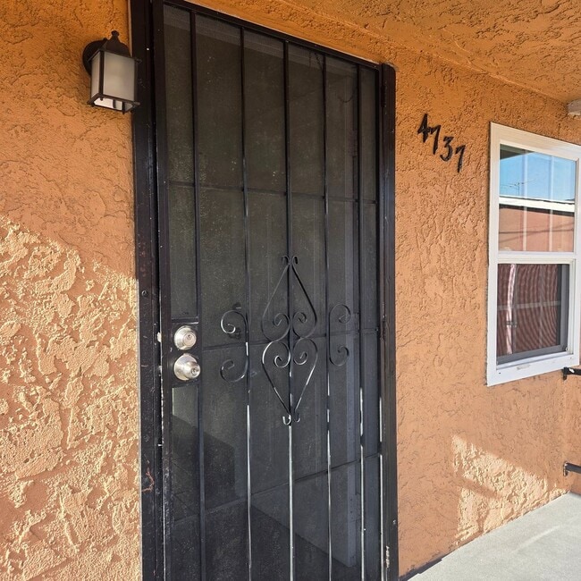 Photo - 4737 Dozier St Unit 4737