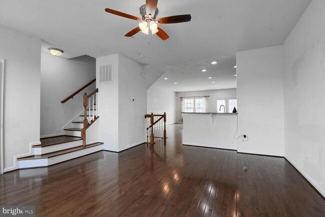 Photo - 3636 Wright Terrace