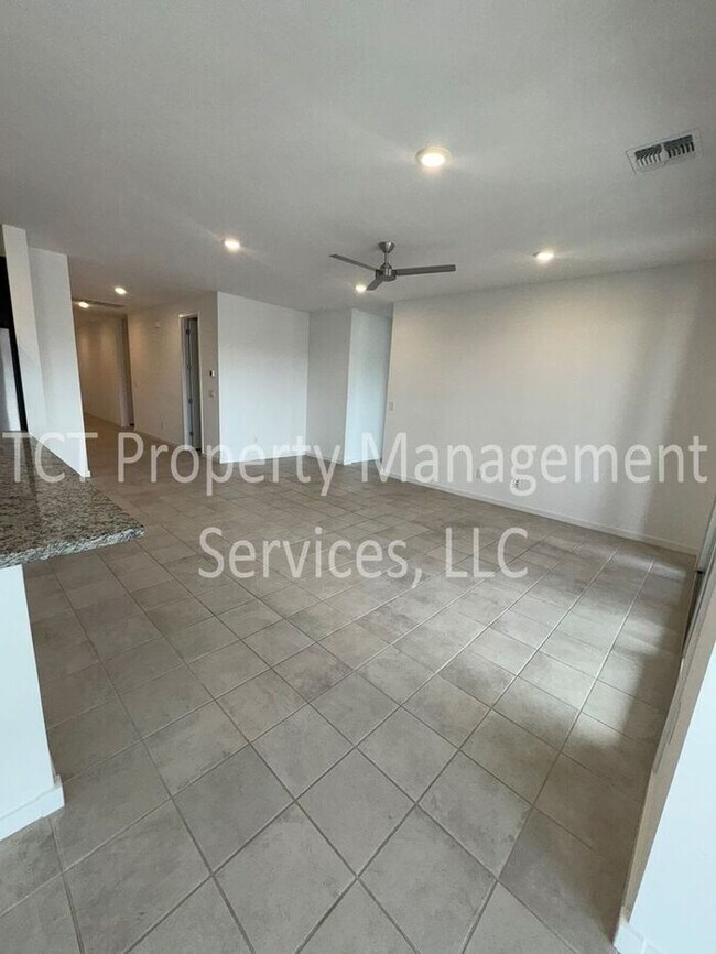 Photo - Beautiful newer home in San Tan Groves