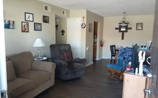 Photo - 801 Wildcat Dr