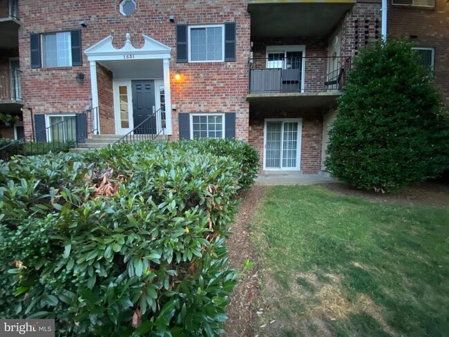 Photo - 1531 Colonial Dr Unidad 104