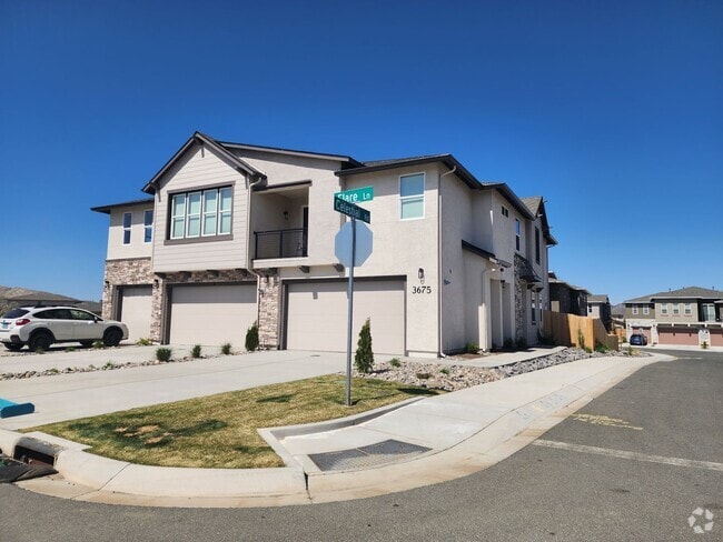 Building Photo - New  Townhome  in South Carson City