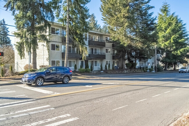 811 N 130th St Seattle, WA 98133-7944 - Sterling Manor Apartments