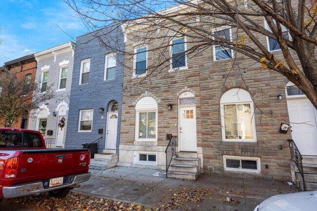 Photo - 10 N Ellwood Ave