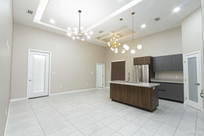 Photo - 15 Garman St