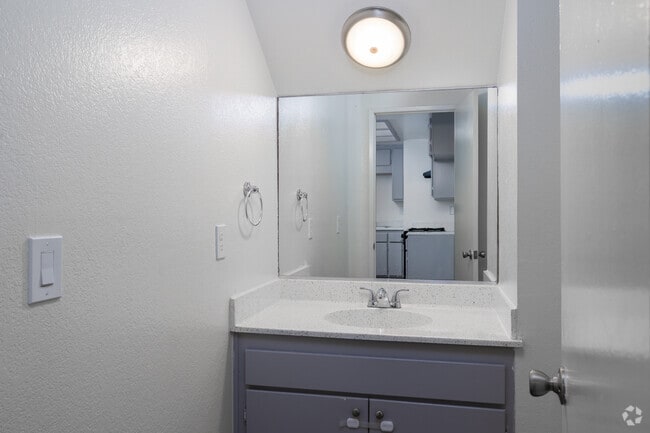 2BR, 1.5BA - 1,100SF - Half Bathroom