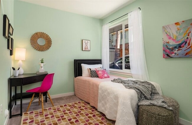 6408 14th Ave NW