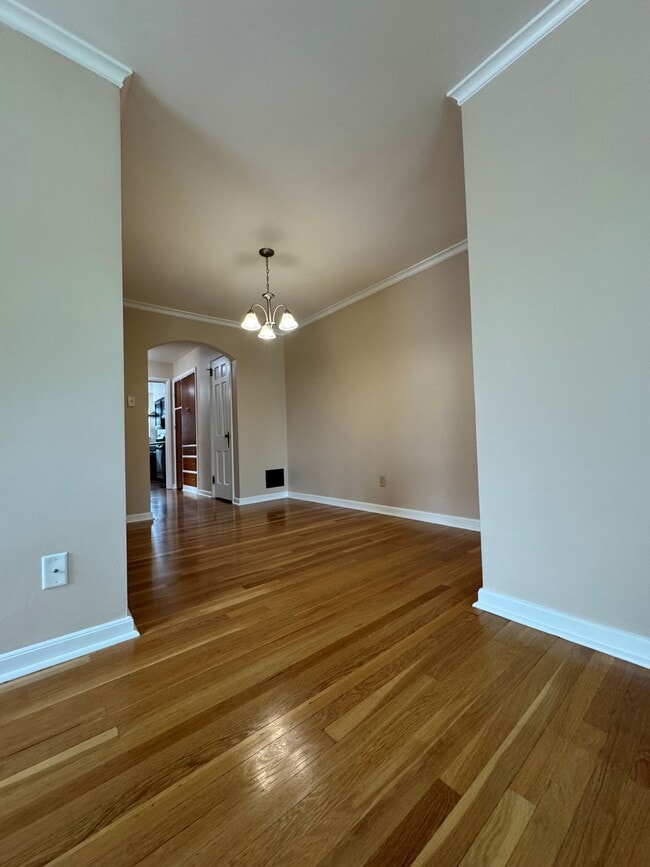Sasso Banados Properties 802 Kenwick