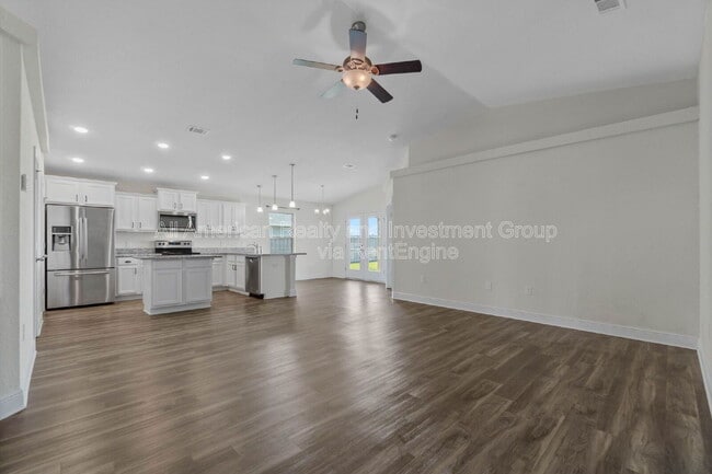 Photo - 6223 Redberry Dr