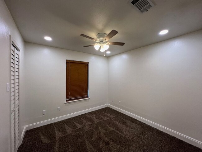 Photo - CHARMING HOME IN LIVE OAK VILLAGE